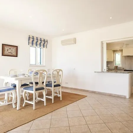 Sleeps 8 Pool Air Con T480276 Villa *