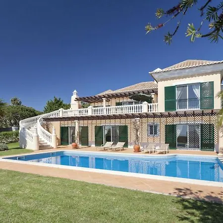Villa Sleeps 8 Pool Air Con T480276
