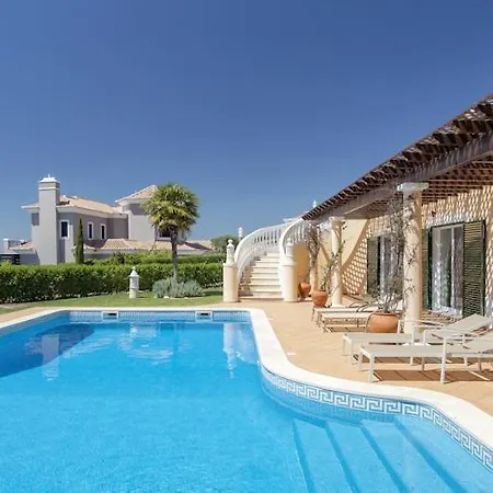 Villa Sleeps 8 Pool Air Con T480276 *