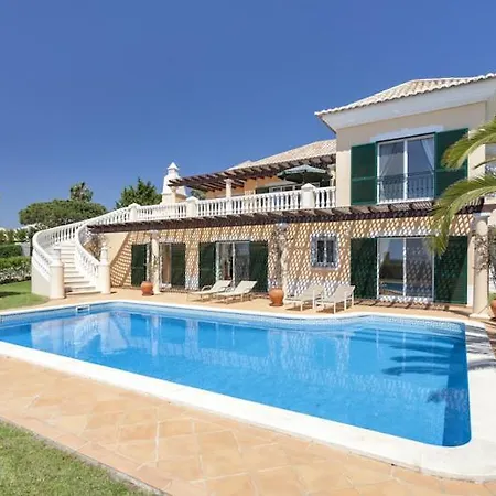 Sleeps 8 Pool Air Con T480276 * Vale do Lobo